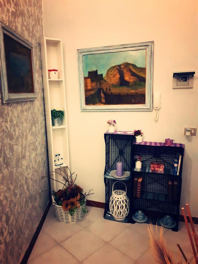 Apartment La Maison Des Caprices_ _stazione_5terre La Spezia