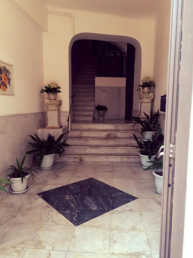 La Maison Des Caprices_ _stazione_5terre *