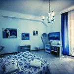 La Maison Des Caprices_ La Spezia _Stazione_5Terre